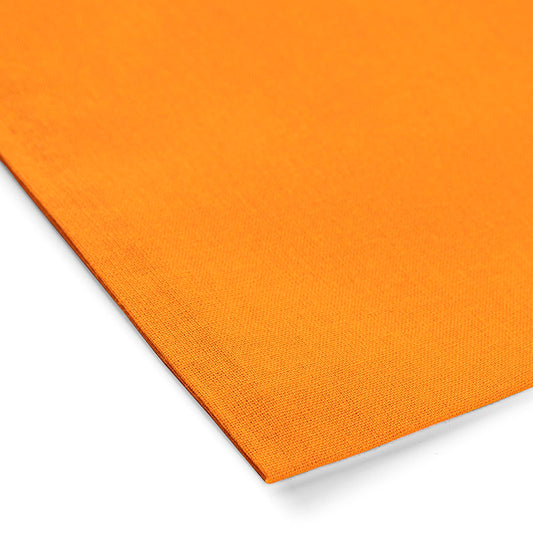 Detalle de cerca de una bolsa de tela naranja con estampado personalizado, 140 g/m²